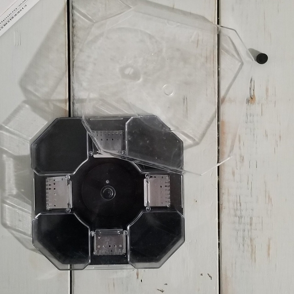 Grandpa Gus's Cockroach Trap - NWT - Picture 3 of 4